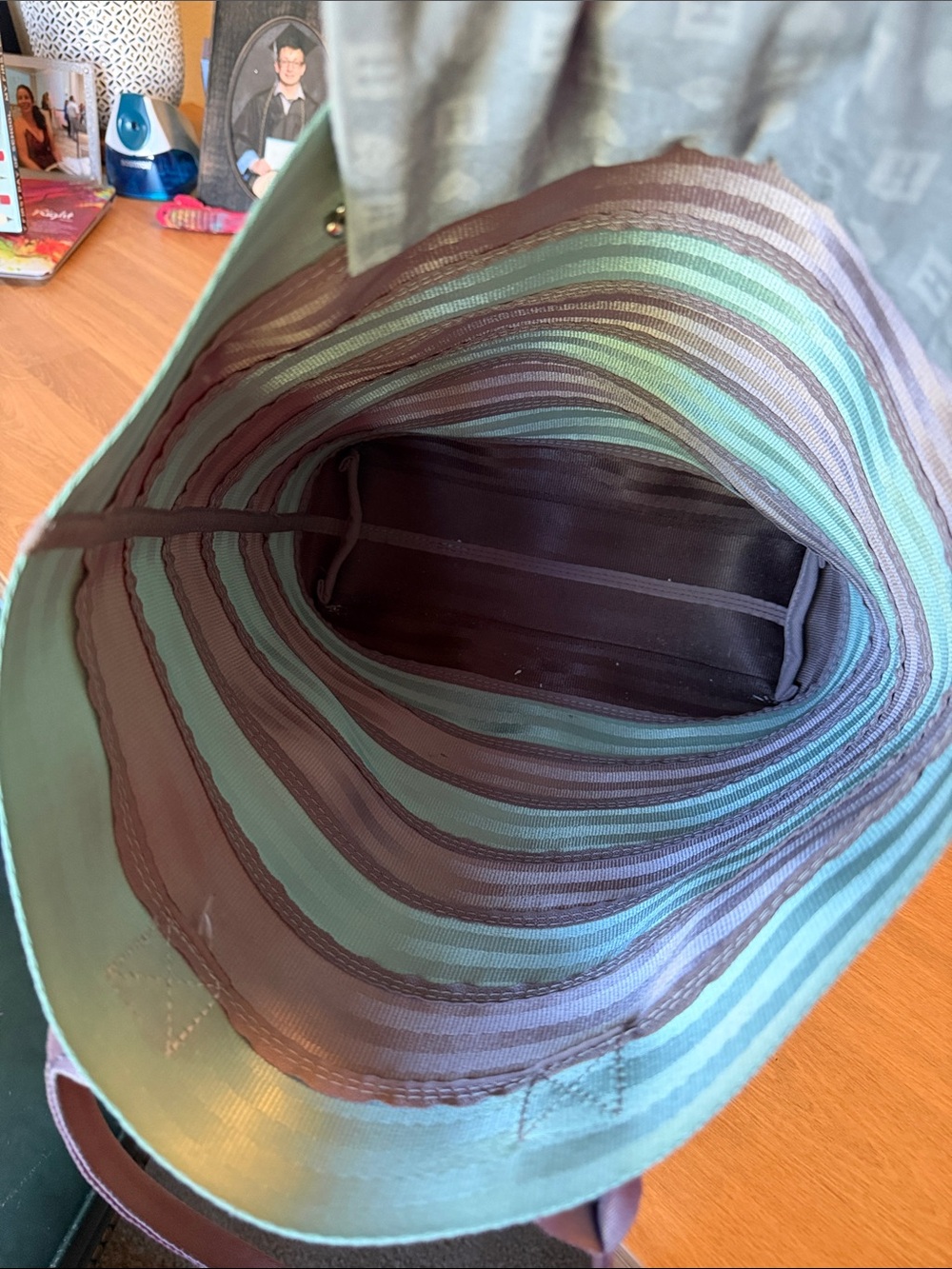 Harveys seat belt Striped Mint and Taupe Tote Bag see measurements in pictures - Picture 5 of 8